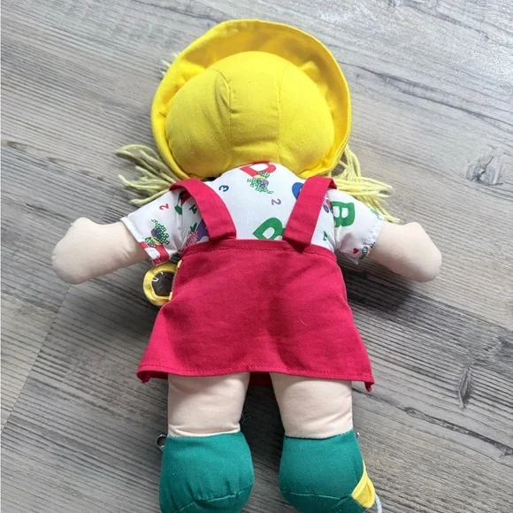 Vintage dollcraft 16in doll- learn how to - Picture 2 of 2